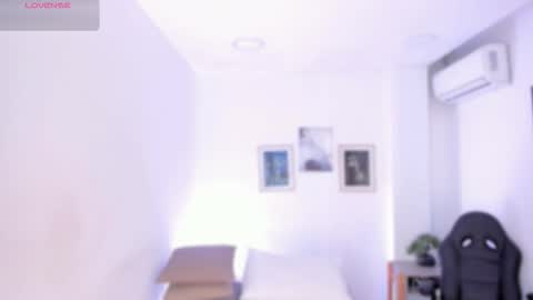 emelie_89 online show from 31, 10, 2025