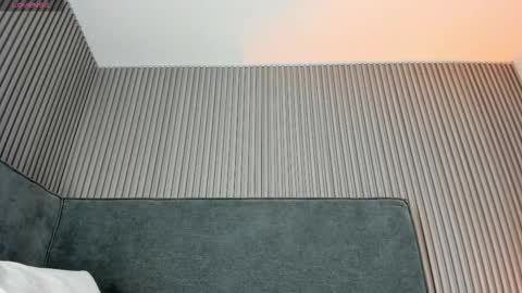 emelie_89 online show from 7, 11, 2025