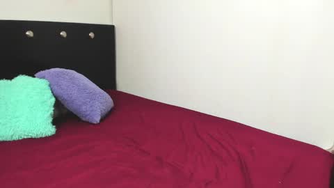 emely_aaron69z online show from 18, 4, 2026