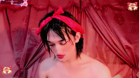 Snapshot of emely_rous chatting on 14, 12, 2024 Emely Rous online show from 14, 12, 2024