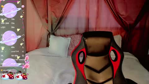 Snapshot of emely_rous chatting on 28, 12, 2024 Emely Rous online show from 28, 12, 2024