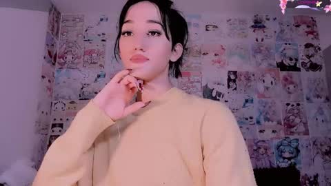 Snapshot of emely_rous chatting on 19, 9, 2025 Emely Rous online show from 19, 9, 2025