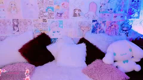 Snapshot of emely_rous chatting on 9, 10, 2025 Emely Rous online show from 9, 10, 2025