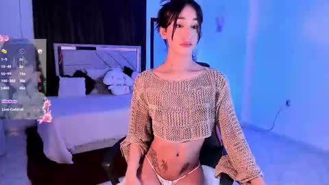 Snapshot of emely_rous chatting on 23, 3, 2026 Emely Rous online show from 23, 3, 2026