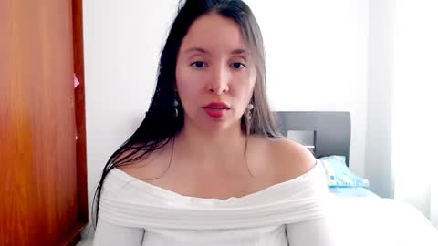 emely_sexx online show from 14, 1, 2025