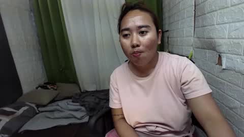 Snapshot of emely_slutxxx chatting on 2, 3, 2025 Emely online show from 2, 3, 2025