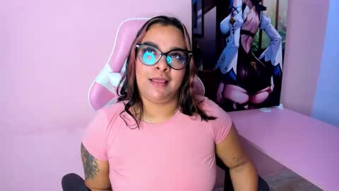 Emely online show from 5, 3, 2026