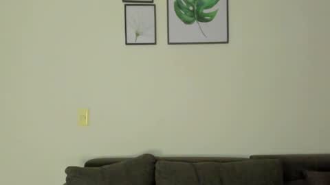 emi_royse online show from 4, 3, 2026