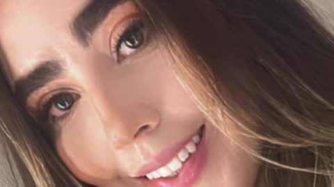 emi_royse online show from 30, 5, 2026