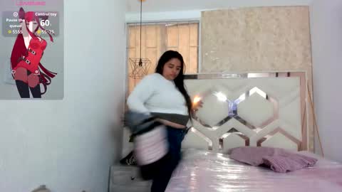 Snapshot of emiiily_brownn chatting on 14, 9, 2025 Emily online show from 14, 9, 2025