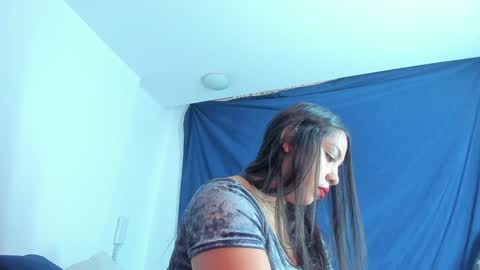 Snapshot of emiily15_ chatting on 29, 1, 2025 Emi online show from 29, 1, 2025