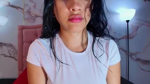 Emiily Carter online show from 26, 11, 2025