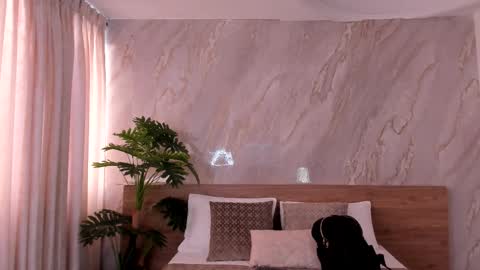 Snapshot of emiily_smile chatting on 15, 1, 2026 Emily online show from 15, 1, 2026