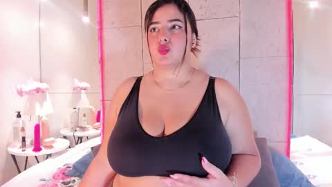 Snapshot of emiilygrace_ chatting on 4, 3, 2026 Emiily Grace online show from 4, 3, 2026