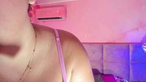 Snapshot of emiilygrace_ chatting on 19, 3, 2026 Emiily Grace online show from 19, 3, 2026