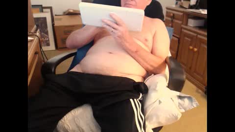 Snapshot of emil_karpo chatting on 10, 2, 2025 Terrance1st online show from 10, 2, 2025