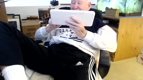 Snapshot of emil_karpo chatting on 21, 11, 2025 Terrance1st online show from 21, 11, 2025