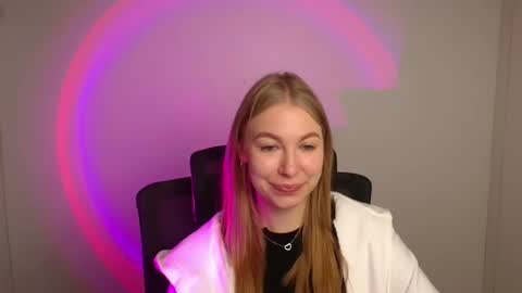 Emilia online show from 25, 10, 2025