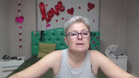 EmiliaGree online show from 15, 10, 2025