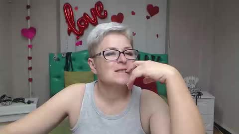 EmiliaGree online show from 18, 10, 2025