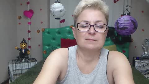 EmiliaGree online show from 11, 11, 2025