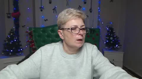 EmiliaGree online show from 18, 12, 2025