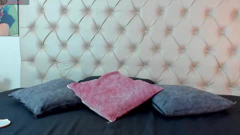 emilieandblake online show from 26, 5, 2026