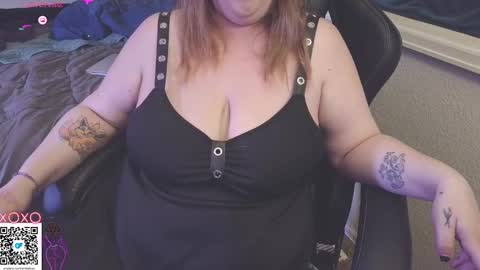 Snapshot of emiliefoxx chatting on 10, 3, 2025 emilie foxx online show from 10, 3, 2025