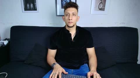 EMILIOCUM online show from 22, 7, 2026