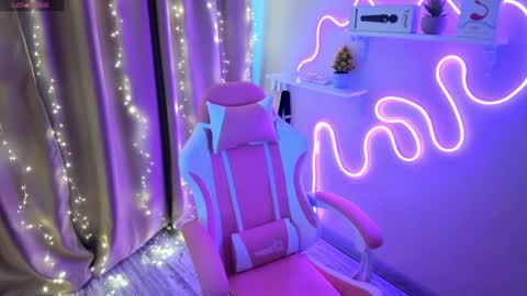 Emiliya online show from 24, 2, 2025