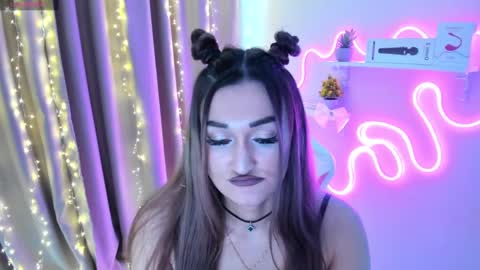 Emiliya online show from 8, 3, 2025