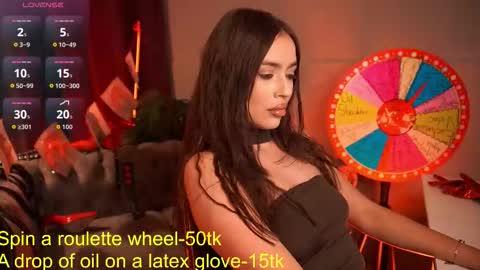 Snapshot of emiliyaroude chatting on 29, 9, 2025  Emiliya  online show from 29, 9, 2025