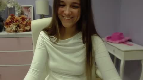 Snapshot of emilly_lust99 chatting on 16, 1, 2025 Emilly online show from 16, 1, 2025