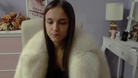 Snapshot of emilly_lust99 chatting on 13, 10, 2025 Emilly online show from 13, 10, 2025