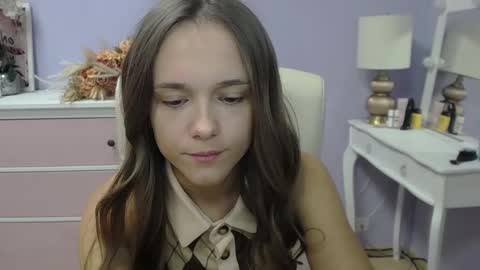 Emilly online show from 4, 12, 2025