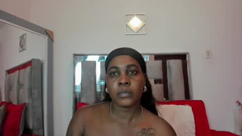 Emilly Roa online show from 16, 4, 2026