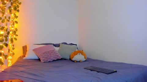 emilly online show from 31, 1, 2025