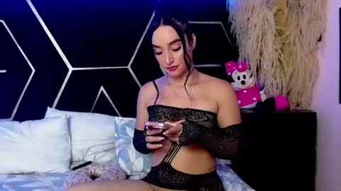 emillystonex online show from 9, 7, 2026
