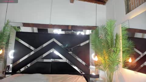 Emily  online show from 15, 12, 2025