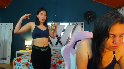 Emily and Soffy online show from 18, 4, 2026