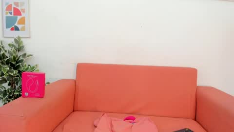 emily_carter18 online show from 30, 3, 2026