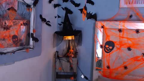 emily_castillo1_ online show from 2, 11, 2025