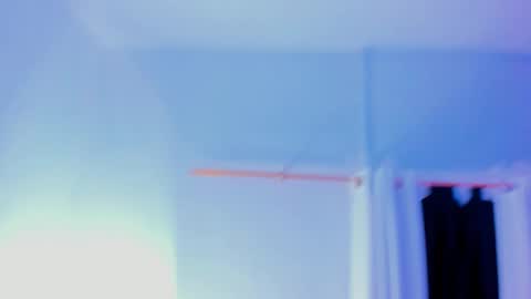 Emi  online show from 24, 2, 2025