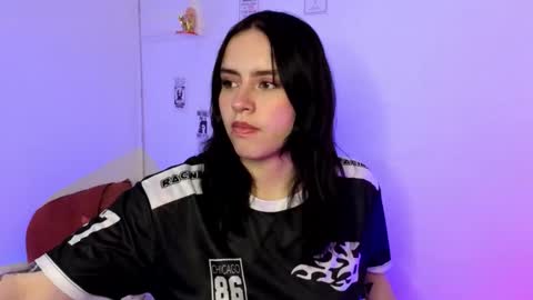 Emily Lindey online show from 14, 2, 2026