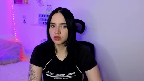 Emily Lindey online show from 14, 3, 2026