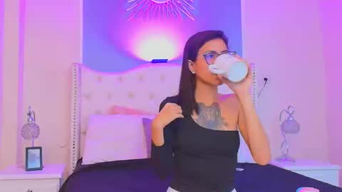 Emily online show from 27, 9, 2025