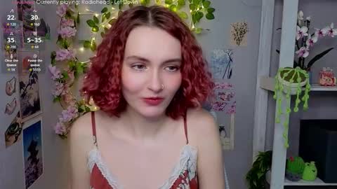 Snapshot of emily_lune chatting on 4, 2, 2026 Emily online show from 4, 2, 2026
