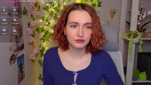 Snapshot of emily_lune chatting on 8, 3, 2026 Emily online show from 8, 3, 2026