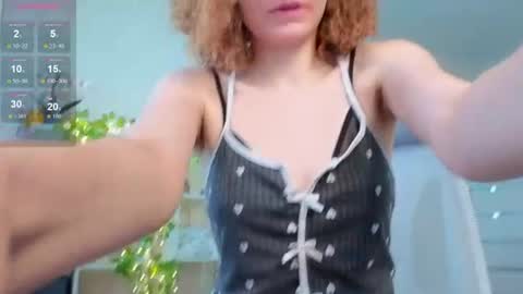 Snapshot of emily_lune chatting on 15, 6, 2026 Emily online show from 15, 6, 2026