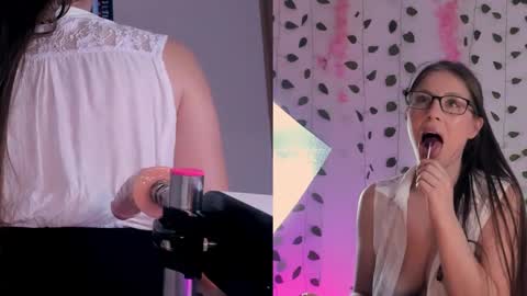 Snapshot of emily_montoya chatting on 3, 2, 2025 Emily online show from 3, 2, 2025